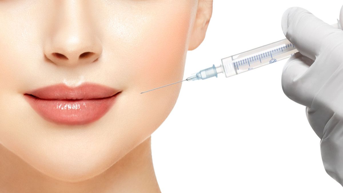 Mengencangkan Pipi - Klinik Bedah Plastik Queen