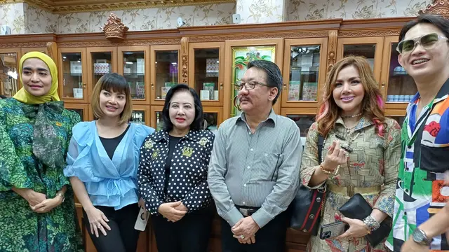https://queenplasticsurgery.id/wp-content/uploads/2024/06/004976300_1681978449-WhatsApp_Image_2023-04-18_at_18.26.59__1_.webp