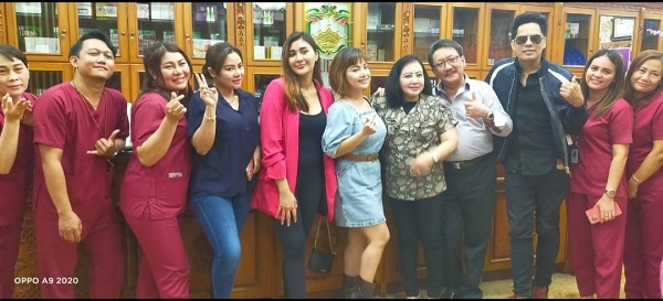 https://queenplasticsurgery.id/wp-content/uploads/2024/06/gaya.jpg