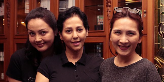 https://queenplasticsurgery.id/wp-content/uploads/2024/06/p_headline_seperti-keluarga-meriam-belina-dan-jenn-397ab1.jpg