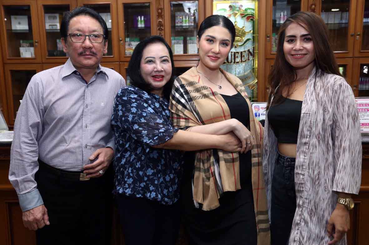 https://queenplasticsurgery.id/wp-content/uploads/2024/07/Queen-Jelita-2.jpg